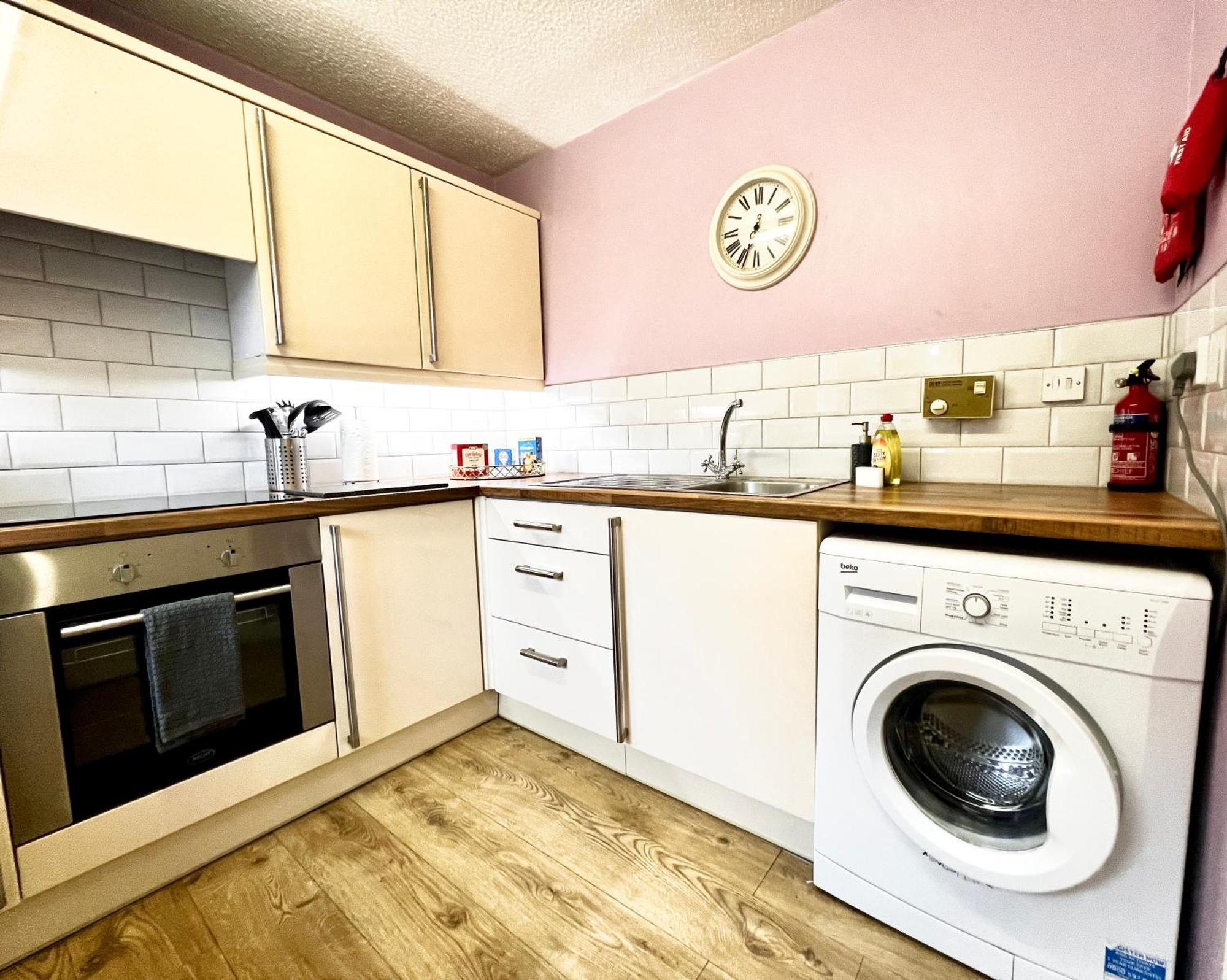 Ground Floor Flat With Free Parking & Wifi Apartment Glasgow Ngoại thất bức ảnh